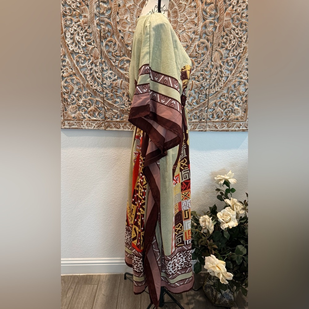 Shore Drive Free Size Kaftan Maxi Dress, Adjustable Pull Tie Waist - Picture 8 of 16